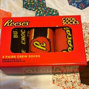 Reese’s Men's Crew Socks new